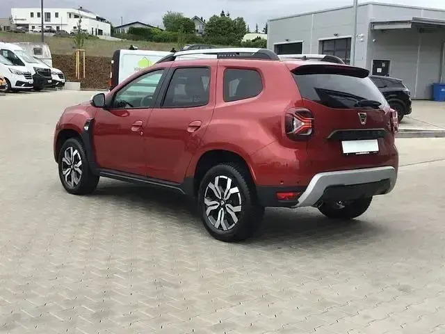 Używany Dacia Duster Prestige 150 KM (110 kW) 2022 Czerwony SUV