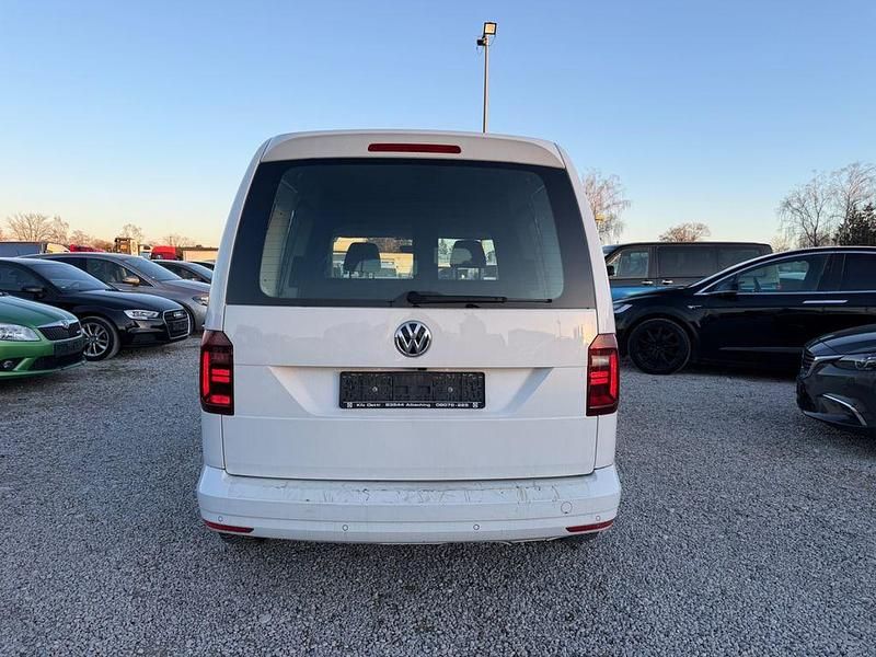 Gebraucht VW Caddy 102 PS (75 kW) 2019 Weiß Van / Kleinbus