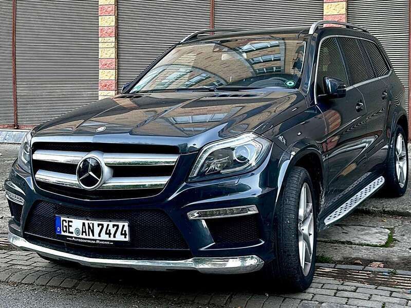 Grau Gebraucht 2013 Mercedes GL350 SUV | 35.900 € - Bild 1/4