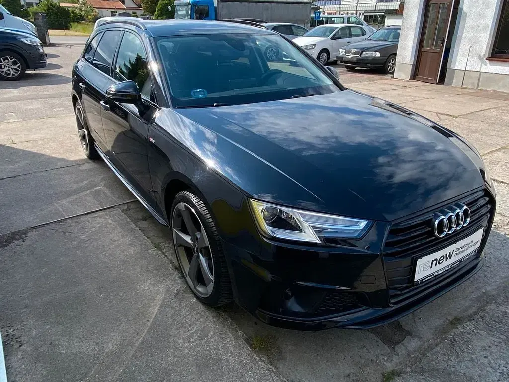Gebraucht Audi A4 Sport 190 PS (139 kW) 2019 Schwarz Kombi