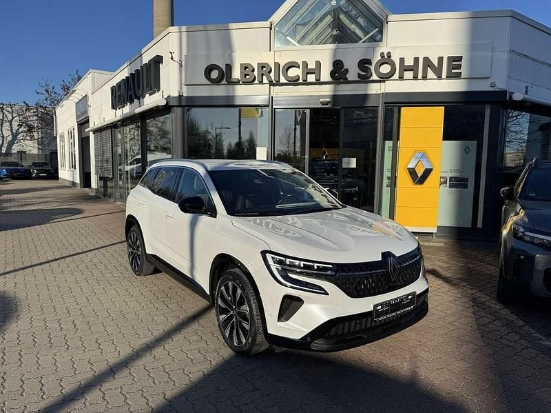 Gebraucht Renault Austral Techno 131 PS (96 kW) 2023 Perlmuttweiß SUV