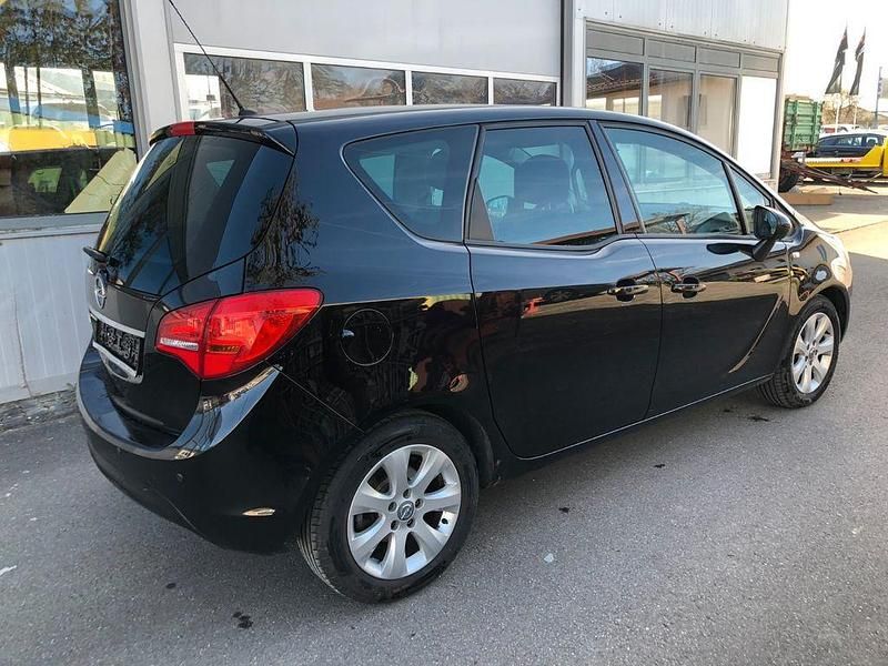 Gebraucht Opel Meriva Edition 101 PS (74 kW) 2011 Schwarz Van / Kleinbus
