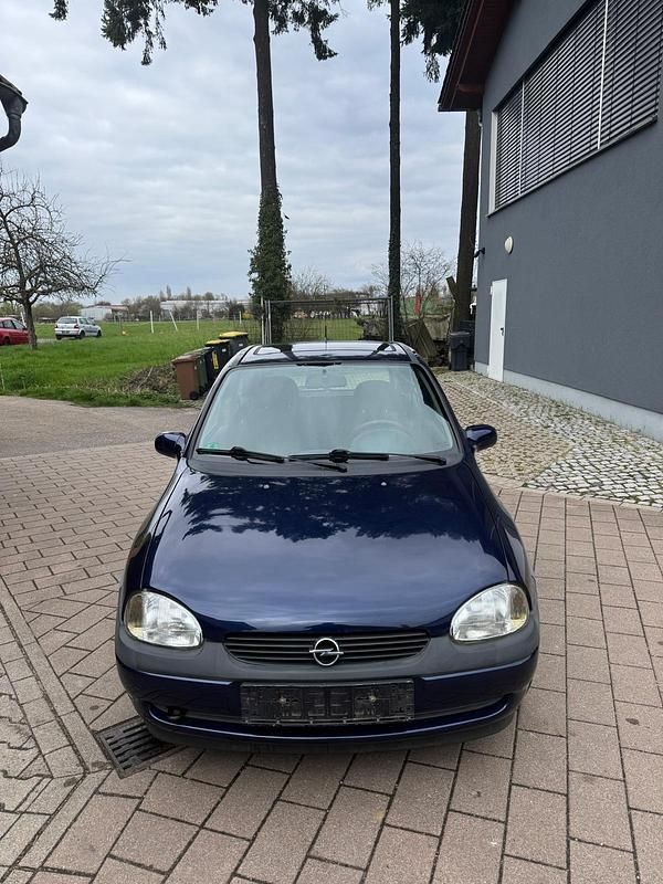 Gebraucht Opel Corsa 65 PS (47 kW) 1999 Blau Kleinwagen