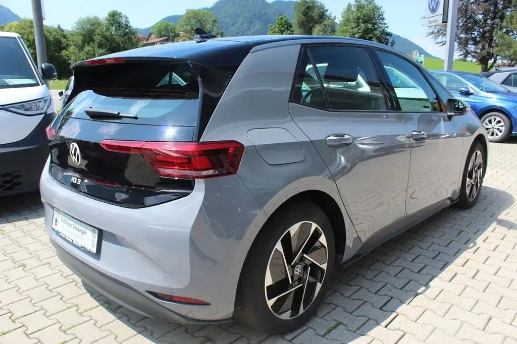 Gebraucht VW ID.3 Pro 150 kW (204 PS) 2024 Mondsteingrau Kleinwagen