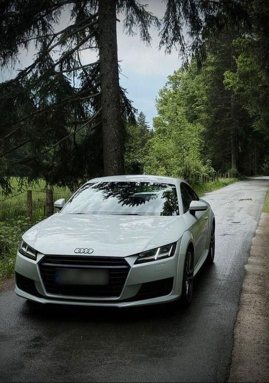 Weiß Gebraucht 2015 Audi TT Ambiente Coupé | 21.500 € (Fairer Preis) - Bild 1/4