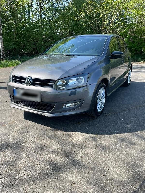 Grau Gebraucht 2011 VW Polo Style Kleinwagen | 4.000 € (Fairer Preis) - Bild 1/4