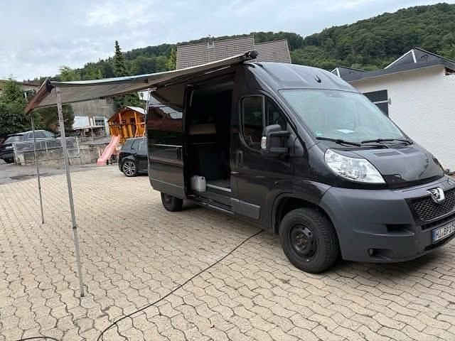 Gebraucht Peugeot Boxer 150 PS (110 kW) 2012 Schwarz Van