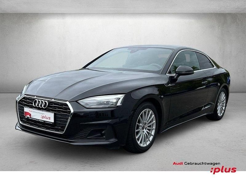 Brillantschwarz Gebraucht 2021 Audi A5 Basis Coupé | 29.980 € (Superpreis) - Bild 1/4