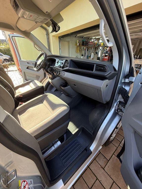 Gebraucht VW Transporter 110 PS (80 kW) 2021 Silber Van