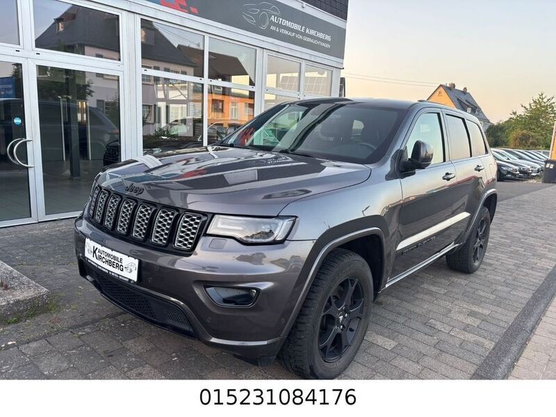 Grau Gebraucht 2017 Jeep Grand Cherokee SUV | 19.999 € (Superpreis) - Bild 1/4