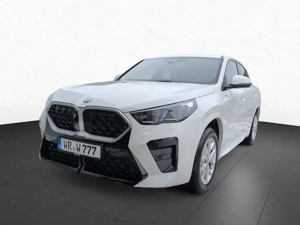 Gebraucht BMW X2 Comfort Edition 156 PS (114 kW) 2025 Alpinweiss iii (weiß) SUV
