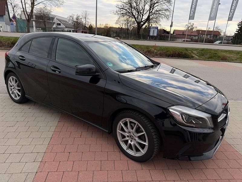 Gebraucht Mercedes A220 177 PS (130 kW) 2016 Schwarz Limousine