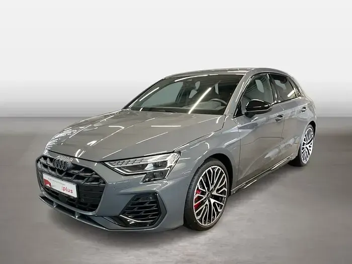 Gebraucht Audi S3 Ambiente 333 PS (244 kW) 2025 Limousine