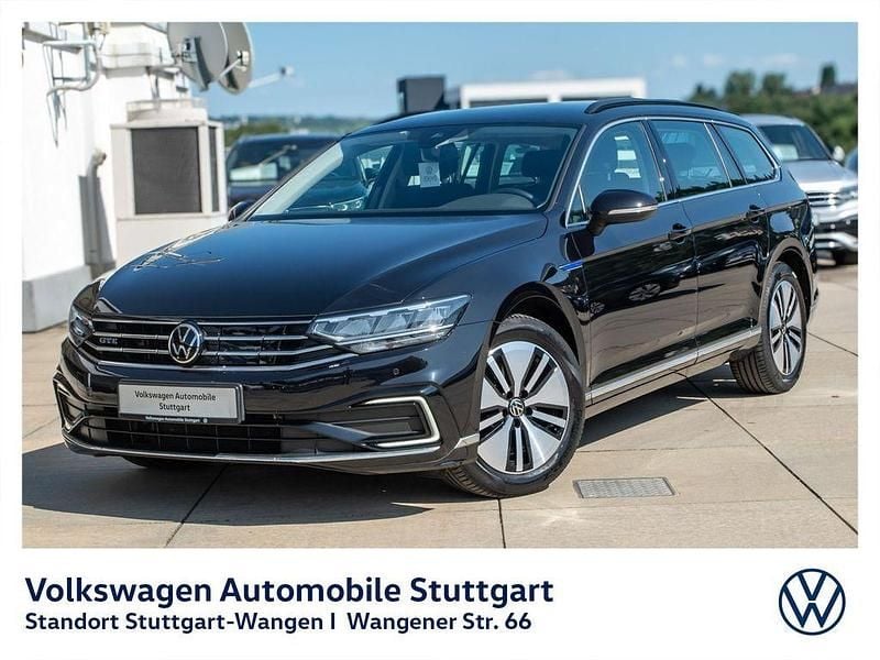 Deep black perleffekt Gebraucht 2022 VW Passat GTE Kombi | 24.930 € (Guter Preis) - Bild 1/4