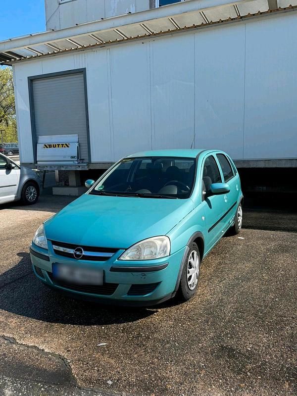 Używany Opel Corsa 75 KM (55 kW) 2004 Zielony Hatchback