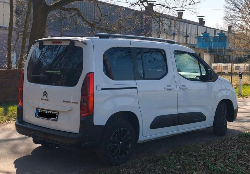 Gebraucht Citroën e-Berlingo Shine 100 kW (136 PS) 2023 Weiß Van / Kleinbus