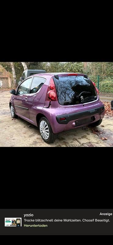 Gebraucht Peugeot 107 Envy 60 PS (44 kW) 2012 Violet Kleinwagen