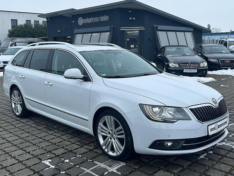 Gebraucht Skoda Superb Elegance 170 PS (125 kW) 2014 Weiß Kombi