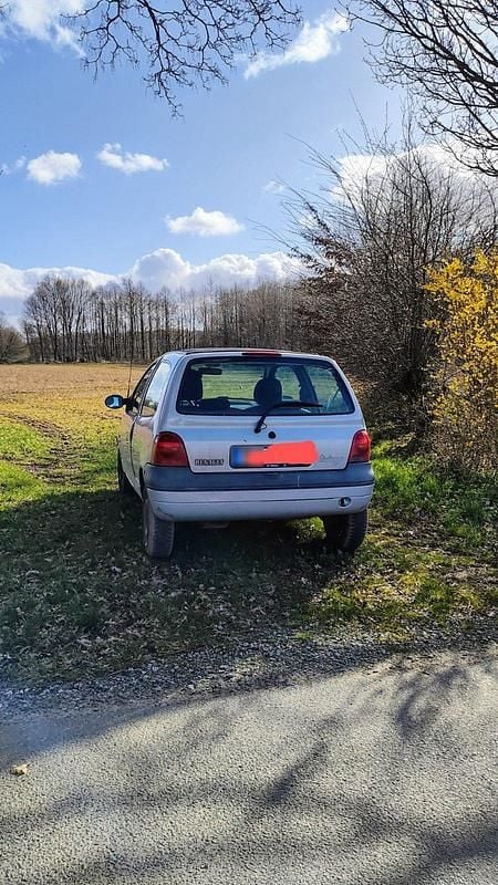 Gebraucht Renault Twingo 75 PS (55 kW) 2003 Silber Kleinwagen
