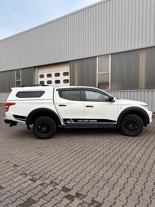 Gebraucht Fiat Fullback 181 PS (133 kW) 2018 Weiß Abholung