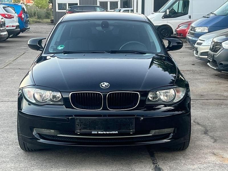 Schwarz Gebraucht 2010 BMW 116 Kleinwagen | 2.690 € (Guter Preis) - Bild 1/4