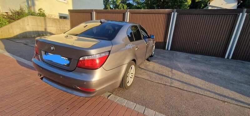 Silber Gebraucht 2009 BMW 525 Limousine | 6.800 € (Fairer Preis) - Bild 1/4