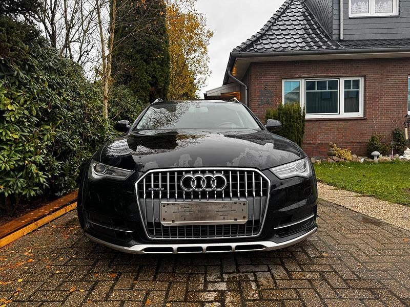 Schwarz Gebraucht 2015 Audi A6 Allroad Comfort Kombi | 14.990 € (Superpreis) - Bild 1/4