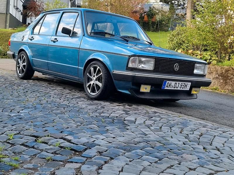 Blau Gebraucht 1983 VW Jetta Limousine | 4.500 € - Bild 1/4