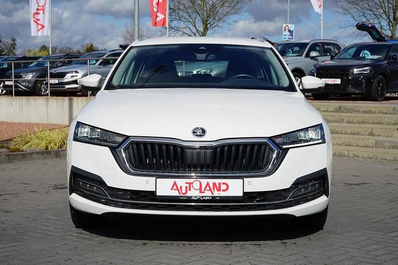 Second-hand Skoda Octavia First Edition 204 CP (150 kW) 2020 Alb Break