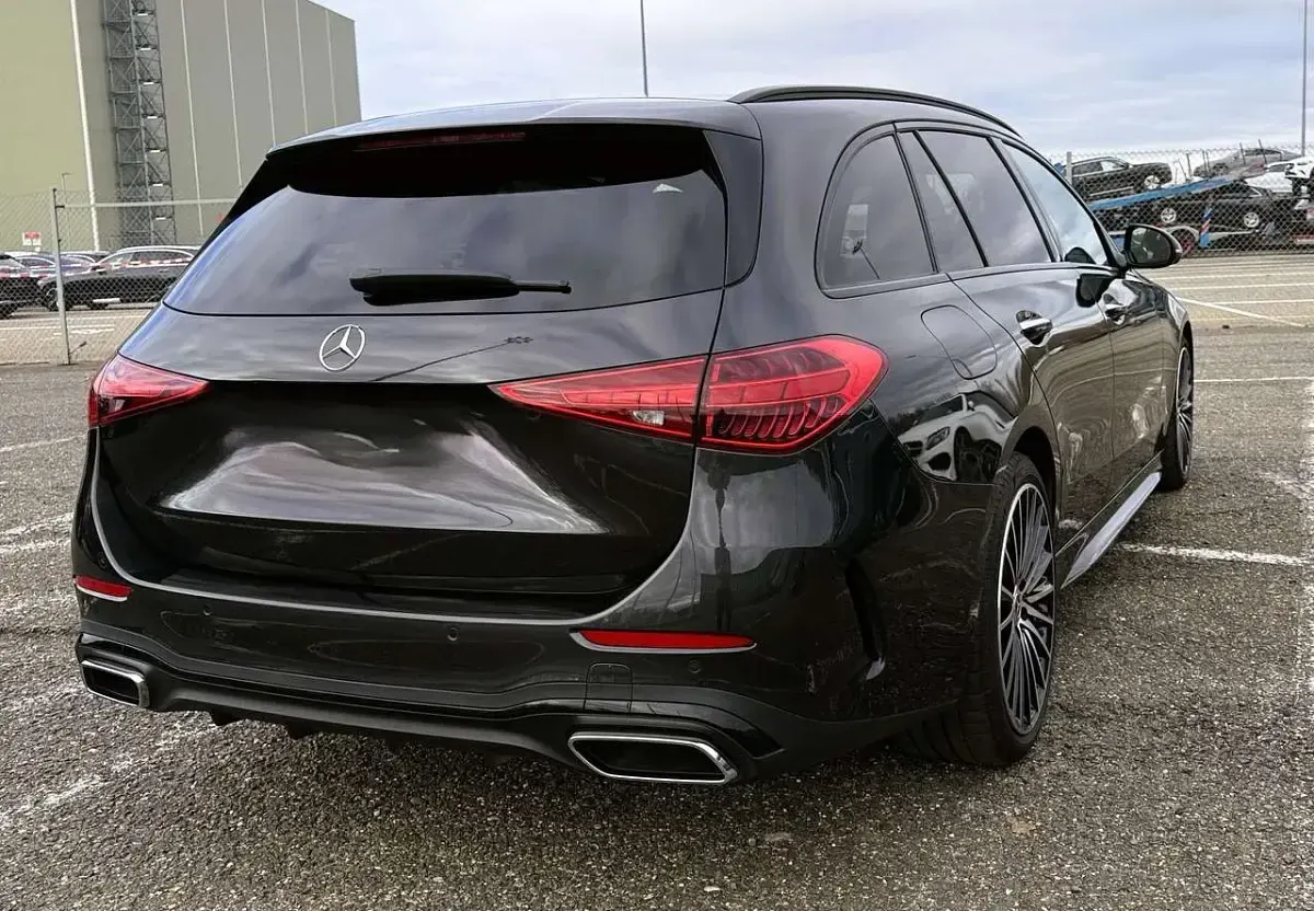 Gebraucht Mercedes C300 AMG 265 PS (194 kW) 2024 Grau Kombi