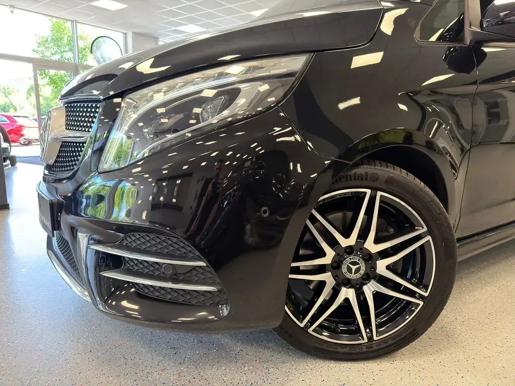Gebraucht Mercedes V250 AMG line 190 PS (139 kW) 2019 Obsidianschwarz Van / Kleinbus