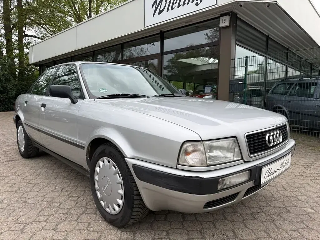 Gebraucht Audi 80 116 PS (85 kW) 1992 Silber Limousine