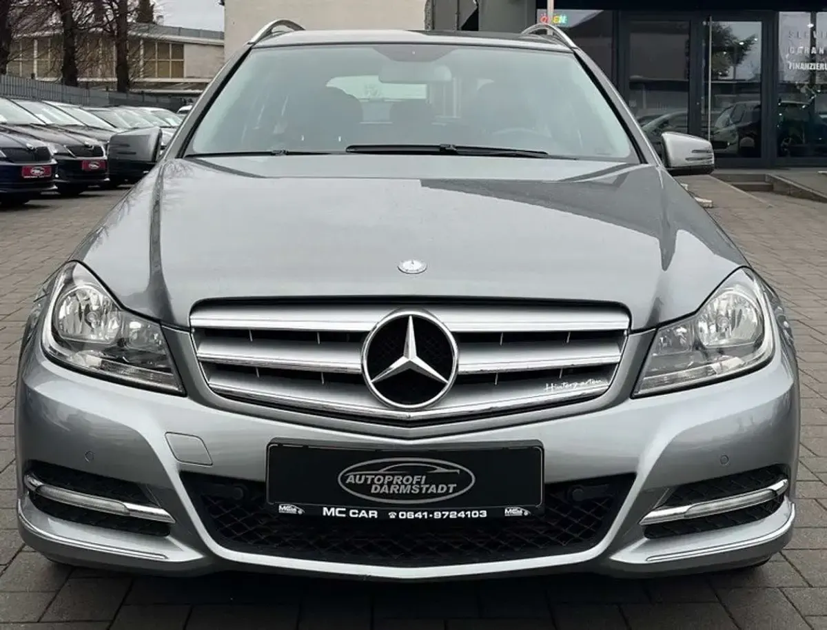 Gebraucht Mercedes C180 156 PS (114 kW) 2012 Grau Kombi
