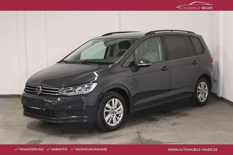 Gebraucht VW Touran Comfortline 150 PS (110 kW) 2022 Grau Van / Kleinbus