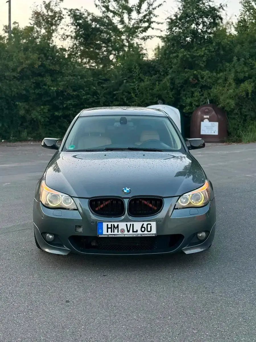 Gebraucht BMW 530 M Sport 300 PS (220 kW) 2005 Grau Limousine