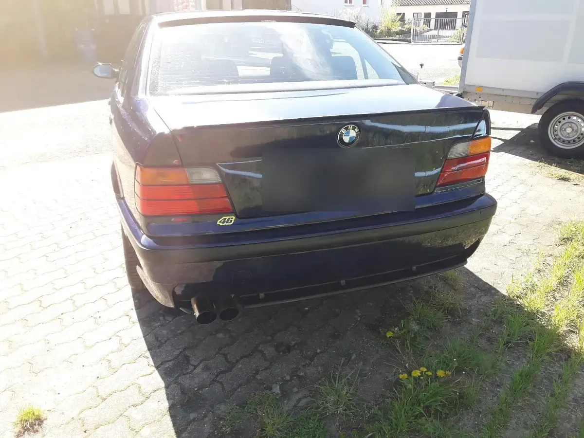 Brugt BMW 328 192 HK (141 kW) 1995 Blå Sedan