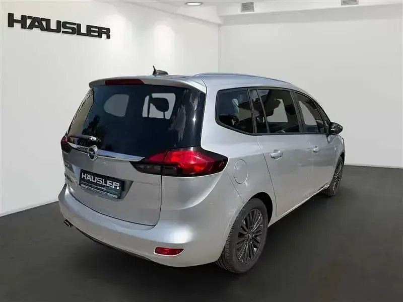 Gebraucht Opel Zafira 136 PS (100 kW) 2019 Silber Van / Kleinbus