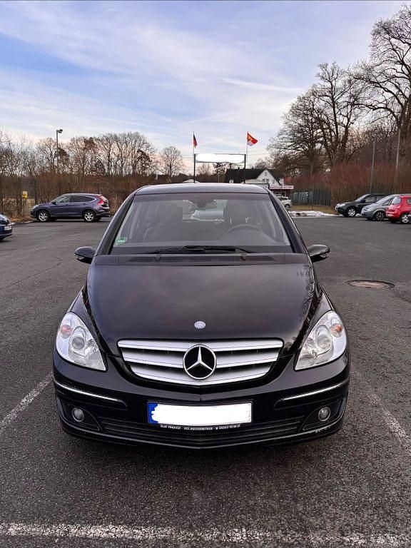 Gebraucht Mercedes B180 109 PS (80 kW) 2005 Schwarz Van / Kleinbus