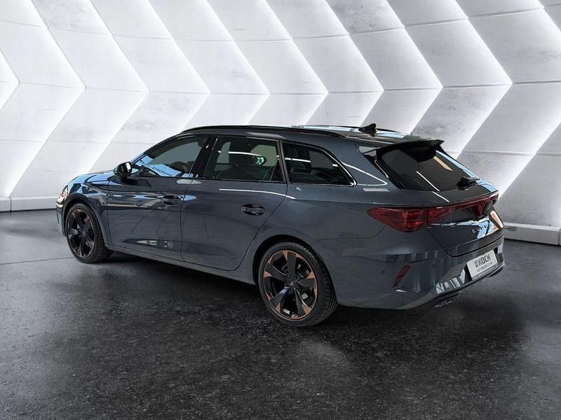 Gebraucht Cupra Leon 150 PS (110 kW) 2025 Grau Limousine