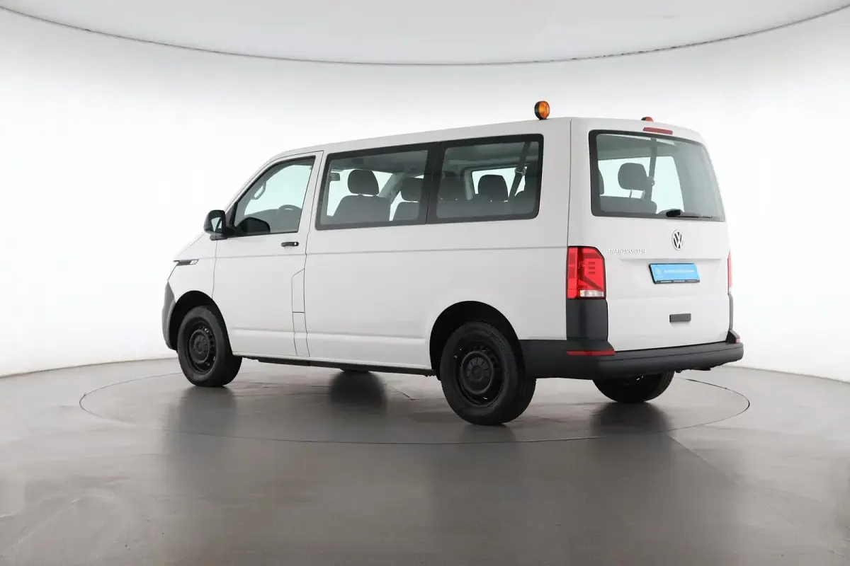 Używany VW T6.1 150 KM (110 kW) 2021 Biały Van
