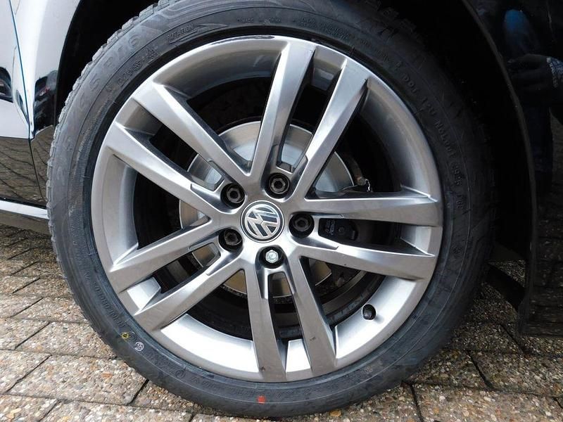 Gebraucht VW Polo LOUNGE 60 PS (44 kW) 2015 Schwarz Kleinwagen