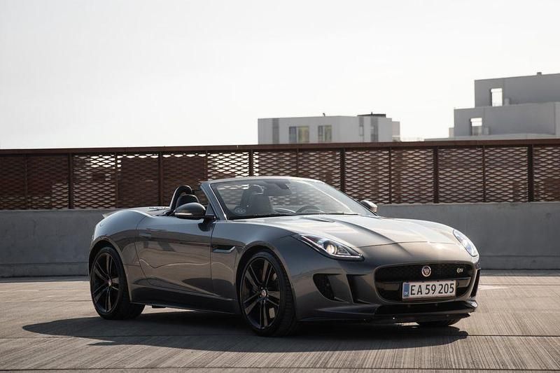 Grau Gebraucht 2015 Jaguar F-Type S Cabrio | 44.030 € (Etwas zu teuer) - Bild 1/4