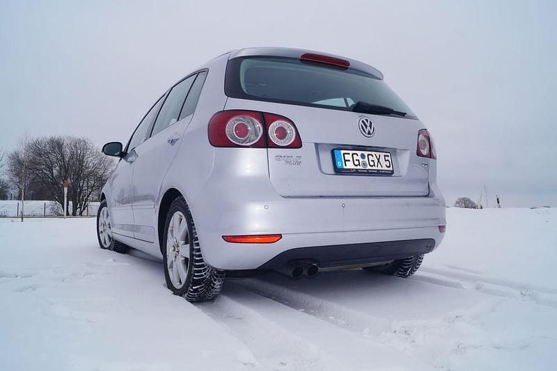 Gebraucht VW Golf Plus Cross Style 122 PS (89 kW) 2011 Silber Van / Kleinbus