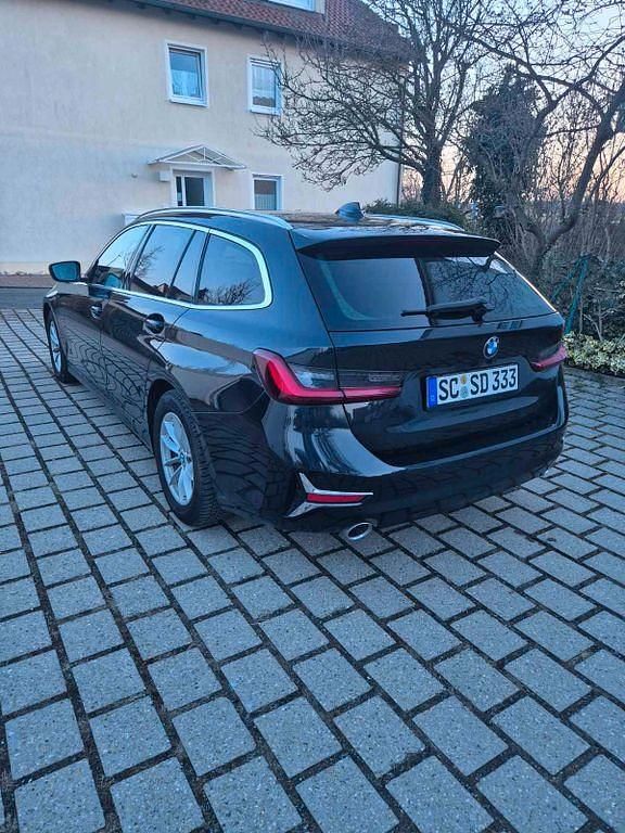 Gebraucht BMW 320 190 PS (139 kW) 2022 Schwarz Kombi