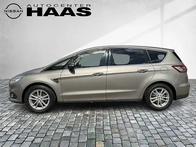 Gebraucht Ford S-MAX Titanium 239 PS (175 kW) 2017 Perlsilber (metallic) Van / Kleinbus