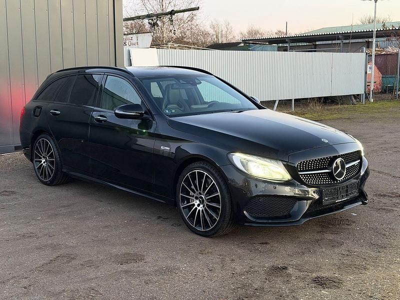 Schwarz Gebraucht 2017 Mercedes C43 AMG AMG Limousine | 24.990 € (Superpreis) - Bild 1/4