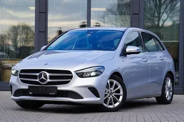 Gebraucht Mercedes B220 190 PS (139 kW) 2019 Silber Kleinwagen