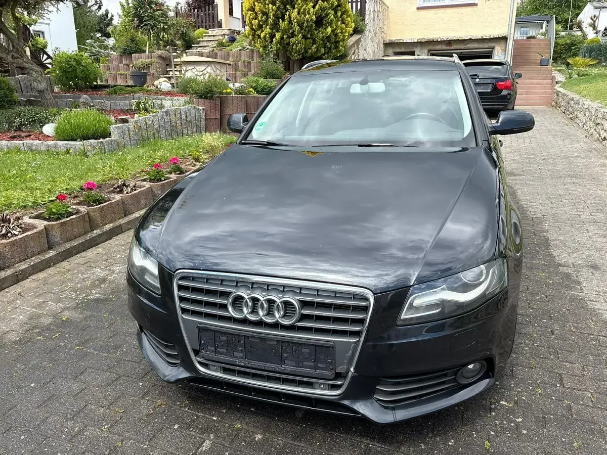 Gebraucht Audi A4 Ambiente 190 PS (139 kW) 2010 Kombi