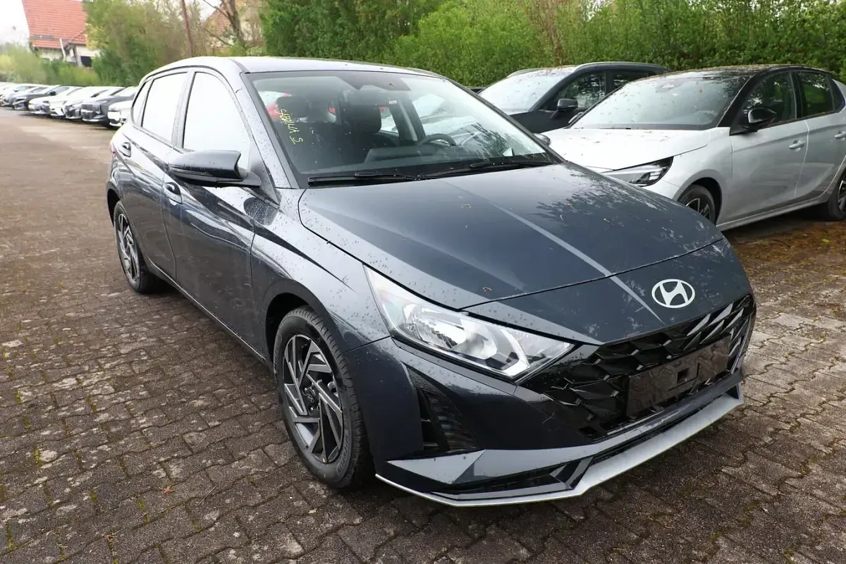 Nowe Hyundai i20 Select 90 KM (66 kW) 2026 Szary Hatchback