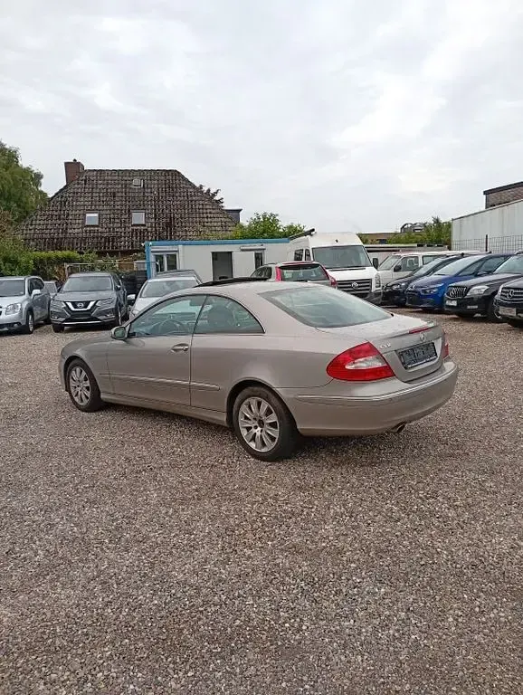 Gebraucht Mercedes CLK200 163 PS (119 kW) 2006 Braun Coupé